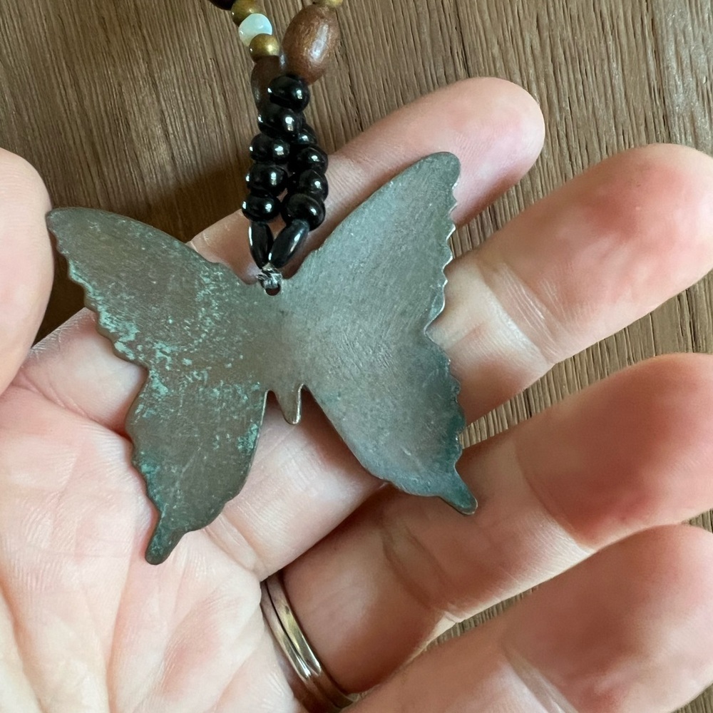 Vintage Copper Butterfly Gold Tone Black Blue White Pendant Beaded Necklace - Picture 6 of 10